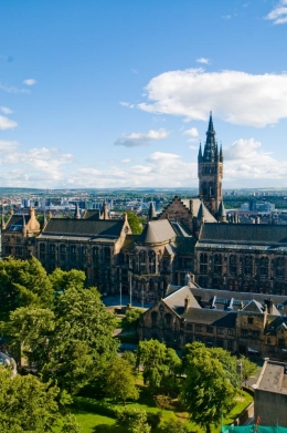 The main building at Glasgow University