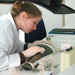 MA Textile Conservation student