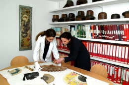 Amber Rowe, Head of Conservation Services, with a client