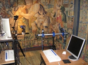 Digital image correlation being used to carry out strain monitoring